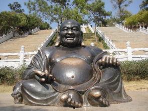 今日头条弥勒大佛图片,千年古刹焕发新颜