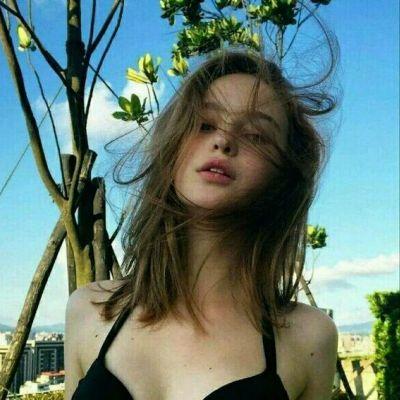 在线观看美国女孩,揭秘美国女孩的日常生活