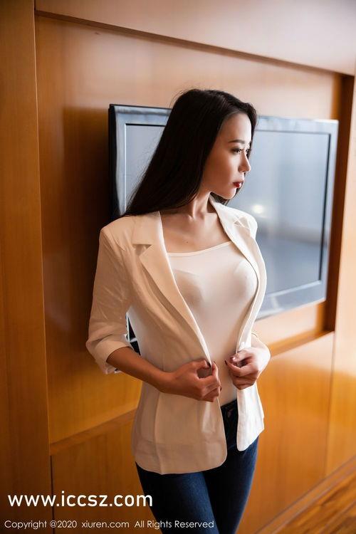 下海体育女明星,下海体育女明星的美丽蜕变