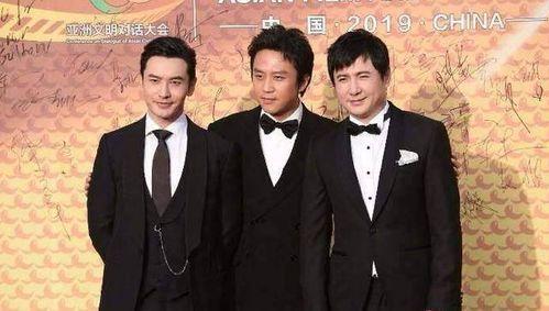 男明星合照图片,男明星们的亲密合影瞬间