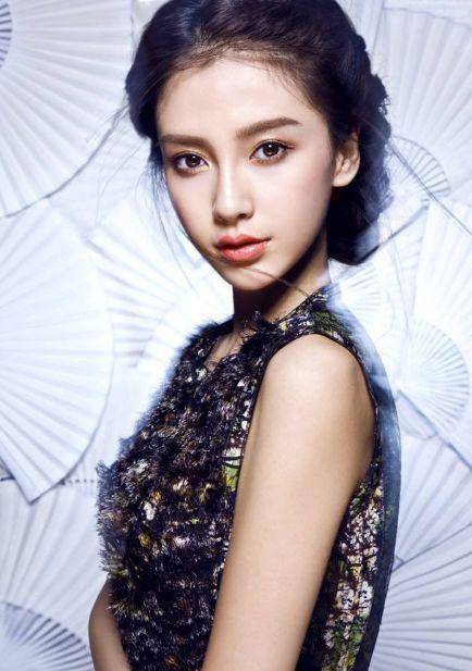 川渝女明星田曦薇,川渝魅力女神的影视之路