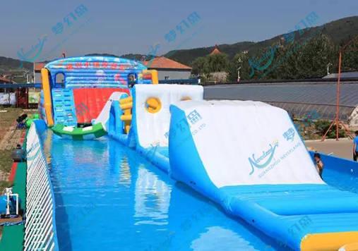 网红水上冲关不带胸罩,不带胸罩挑战，安全与时尚的边界