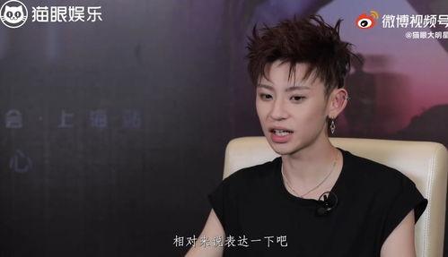 明星叫姐姐,闪耀舞台，姐姐们的魅力之旅