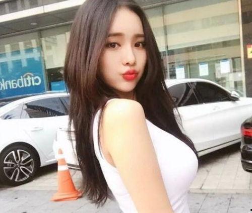 韩国网红赛拉,时尚界的璀璨新星