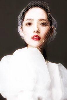 港风大红唇女明星,演绎经典与时尚的完美融合